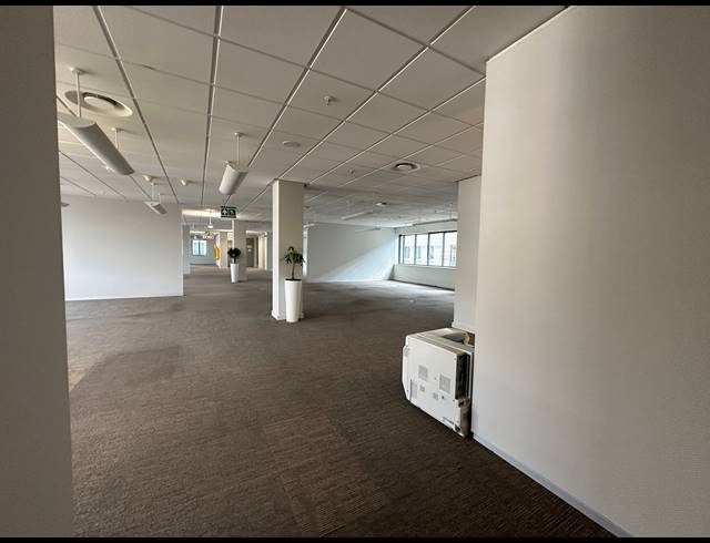 778M² OFFICE TO LET IN SANDTON CENTRAL